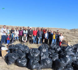Limpieza cerro Cantazorras